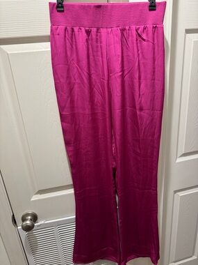 Pull-On Wide-Leg Pants in Bright Magenta